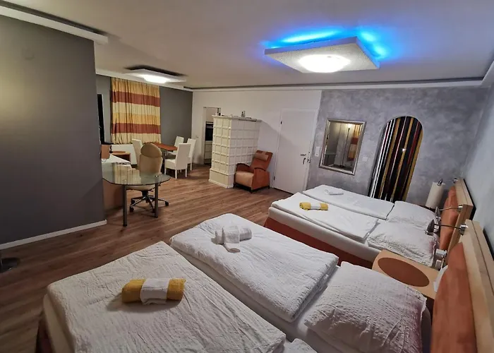 Foehrenhain Guest house