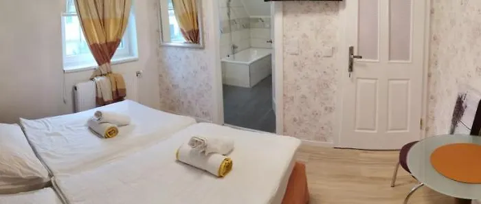 Foehrenhain Gerasdorf bei Wien